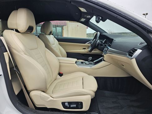 Used 2021 BMW M440i Convertible w/ Premium Package image 12