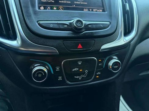 Used 2021 Chevrolet Equinox LT AWD/4WD image 25