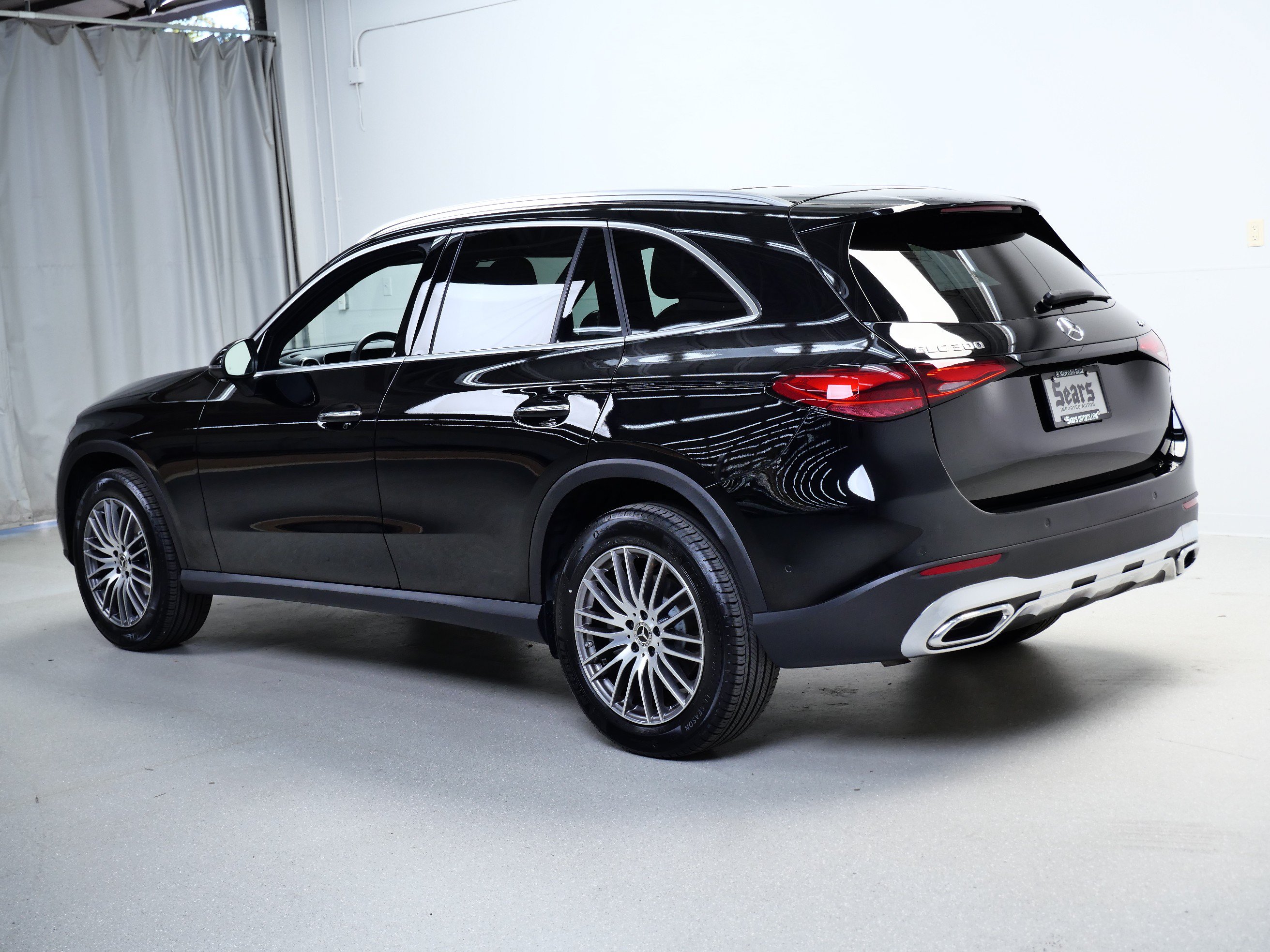 Certified 2026 Mercedes-Benz GLC 300 4MATIC image 11