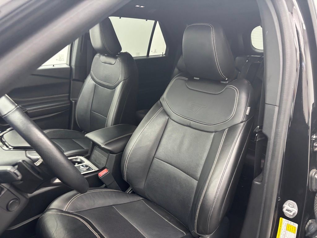 Used 2023 Ford Explorer ST w/ Equipment Group 401A AWD/4WD image 24