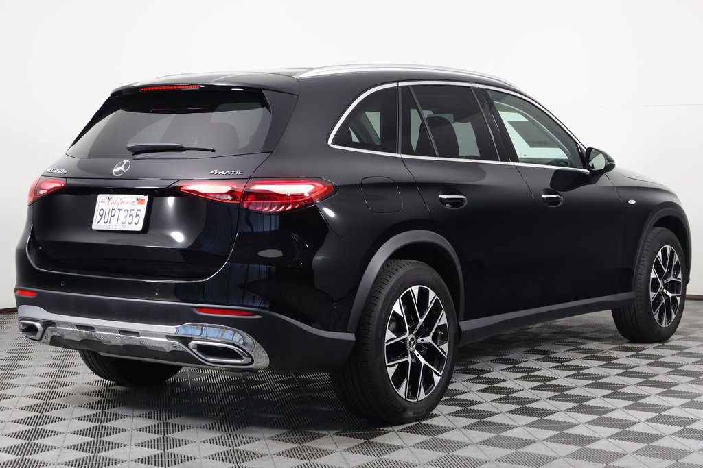 Certified 2025 Mercedes-Benz GLC 350e 4MATIC w/ Driver Assistance Package image 4