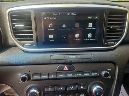 Used 2020 Kia Sportage LX AWD/4WD image 14