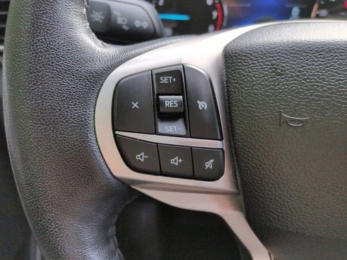 Used 2023 Ford Explorer XLT w/ Equipment Group 202A AWD/4WD image 23