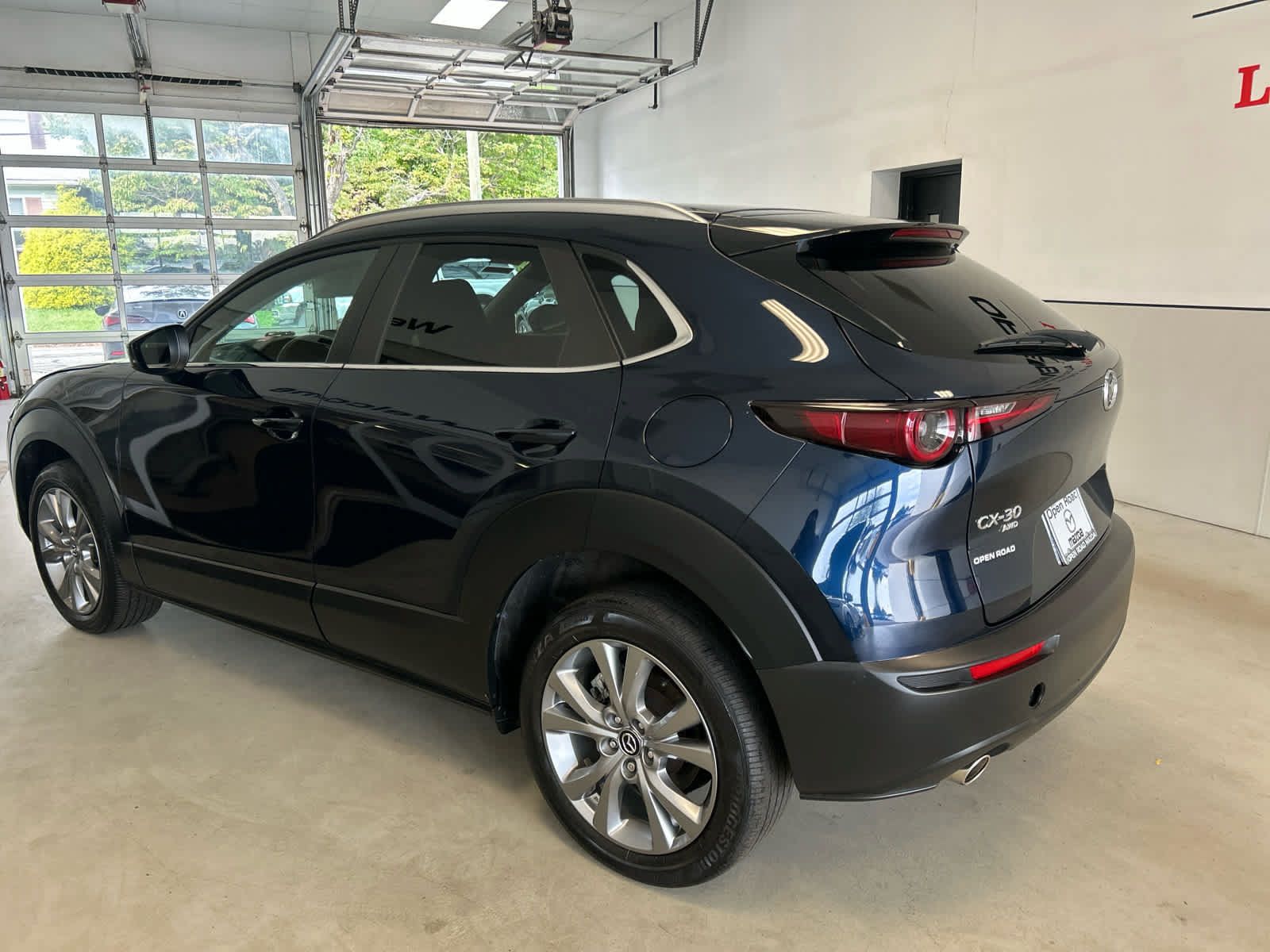 Used 2023 MAZDA CX-30 AWD 2.5 S w/ Select Package image 4