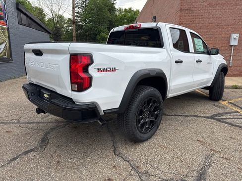 New 2026 Chevrolet Colorado Trail Boss AWD/4WD image 3