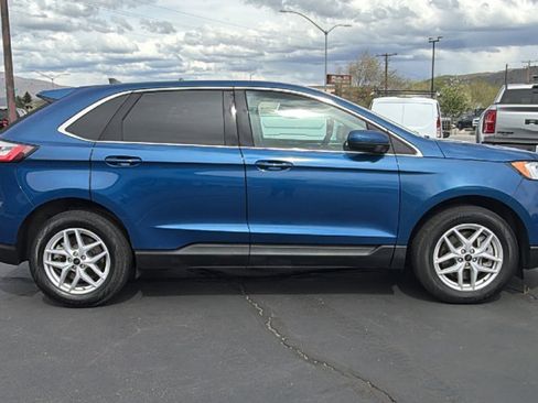Used 2024 Ford Edge SEL image 2