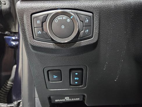 Used 2021 Ford F250 Lariat w/ Tremor Off-Road Package image 37