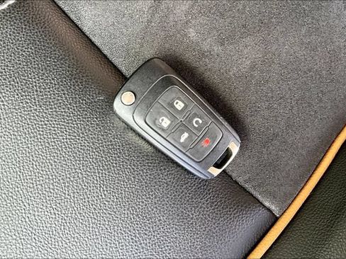 Used 2014 Chevrolet Impala LT FWD image 11