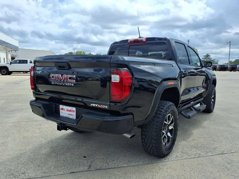 Used 2024 GMC Canyon AT4X AWD/4WD image 7