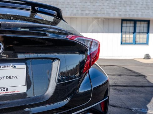 Used 2018 Toyota C-HR XLE image 11