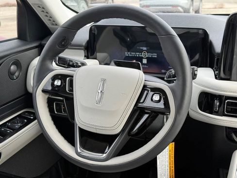 New 2026 Lincoln Aviator Reserve image 9