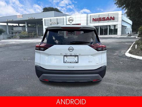 Certified 2023 Nissan Rogue SV image 4