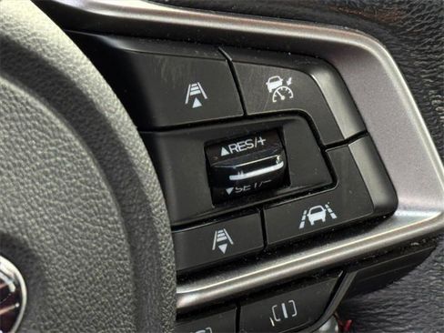 Used 2020 Subaru Impreza 2.0i Sport image 11