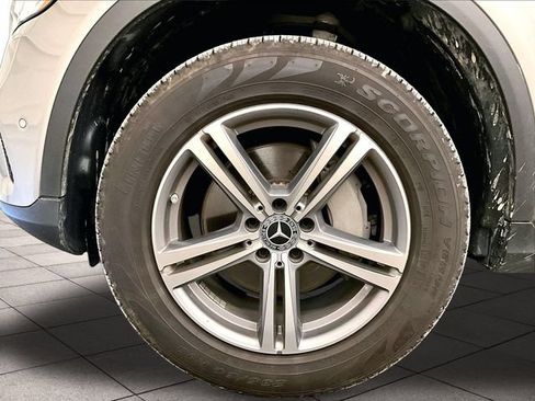 Used 2022 Mercedes-Benz GLC 300 4MATIC image 8