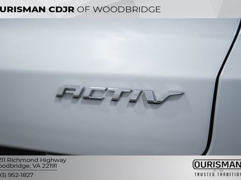Used 2025 Chevrolet TrailBlazer ACTIV FWD image 9