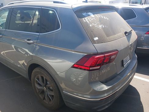 Used 2023 Volkswagen Tiguan SE FWD image 4