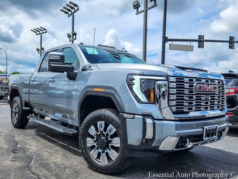 Used 2025 GMC Sierra 2500 Denali w/ Denali Reserve Package AWD/4WD image 1