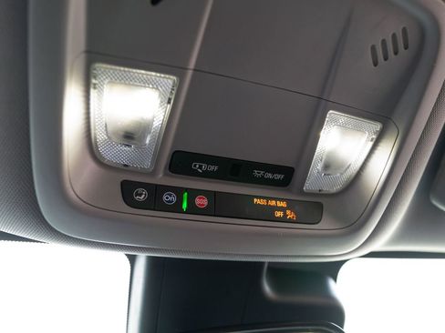 Used 2023 Chevrolet Malibu LT image 24