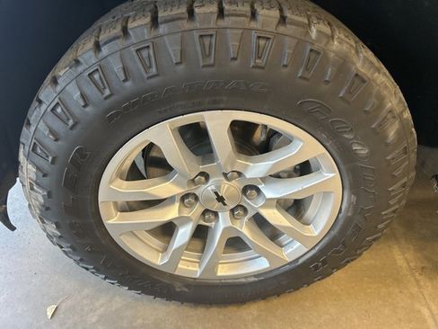 Used 2022 Chevrolet Silverado 1500 RST image 11