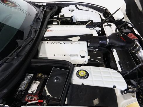 Used 2004 Chevrolet Corvette w/ Preferred Equipment Group image 73