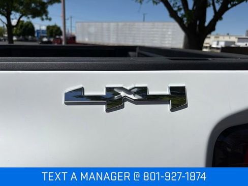 New 2026 GMC Sierra 3500 SLT w/ SLT Premium Package AWD/4WD image 13