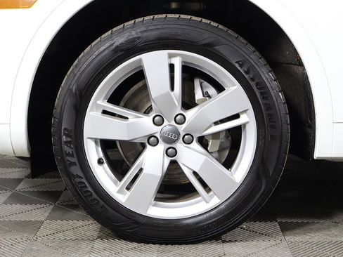 Used 2019 Audi Q5 2.0T Premium Plus w/ Premium Plus Package image 26