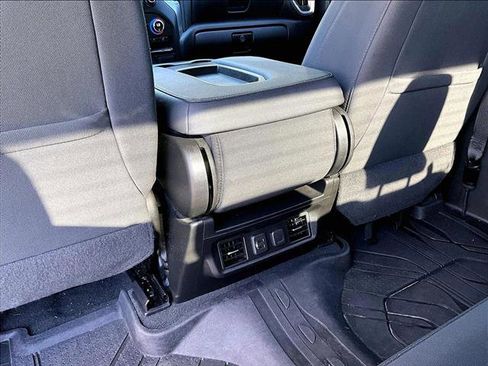 Used 2021 Chevrolet Silverado 1500 RST image 25