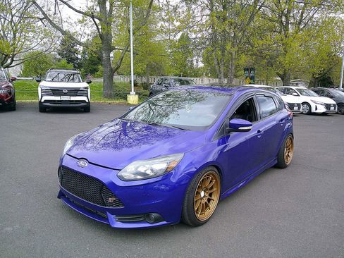 Used 2013 Ford Focus ST image 1