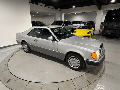 Used 1990 Mercedes-Benz 300 CE Coupe image 14