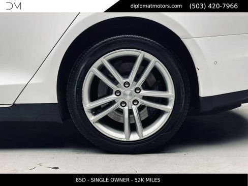 Used 2015 Tesla Model S 85D AWD/4WD image 38