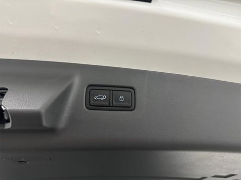 New 2026 Hyundai Santa Fe SE image 19