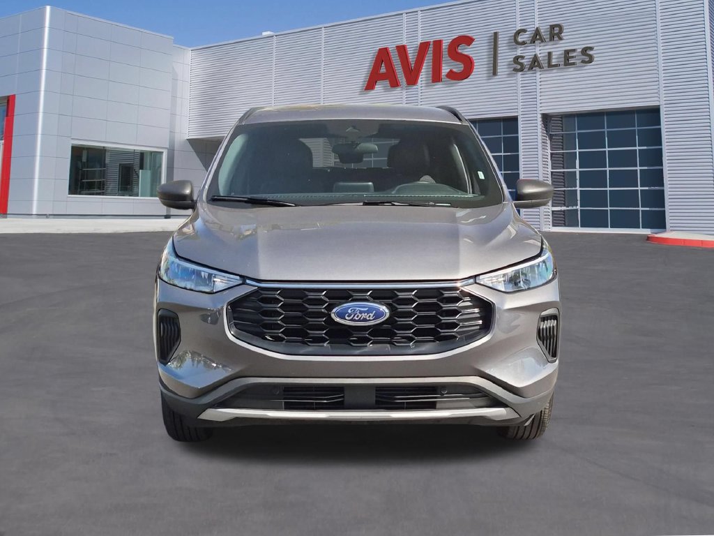 Used 2026 Ford Escape ST-Line AWD/4WD image 2