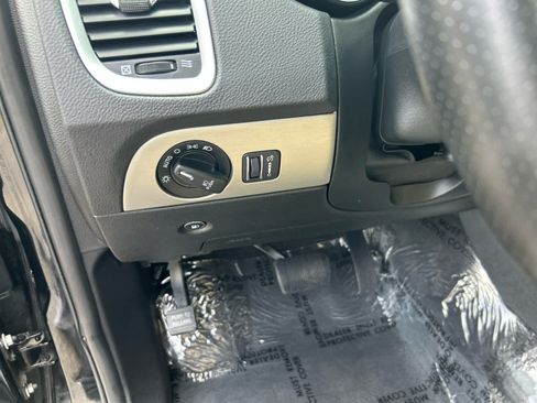 Used 2019 Dodge Durango SXT AWD/4WD image 13