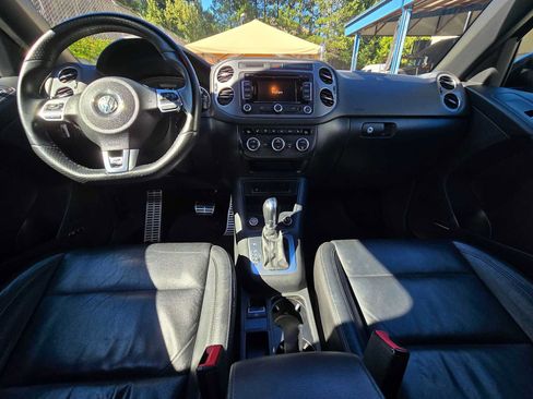 Used 2014 Volkswagen Tiguan R-Line AWD/4WD image 18