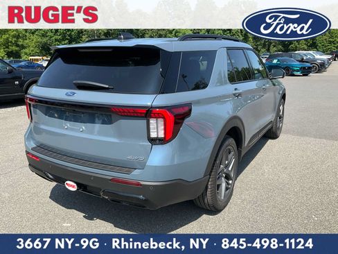 New 2026 Ford Explorer ST-Line w/ ST-Line Street Pack AWD/4WD image 3