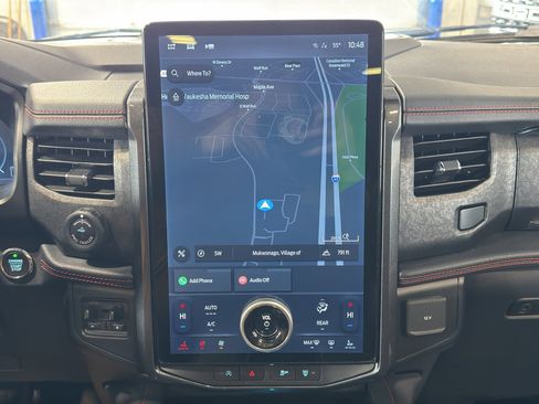 Used 2023 Ford Expedition Limited AWD/4WD image 25