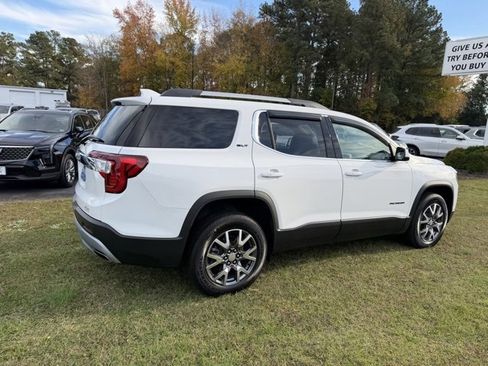 Certified 2023 GMC Acadia SLT image 5