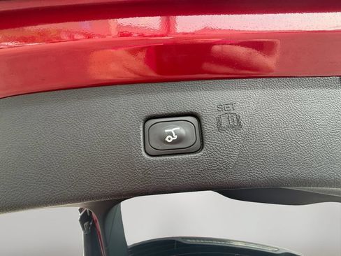 Used 2024 Ford Edge Titanium AWD/4WD image 6