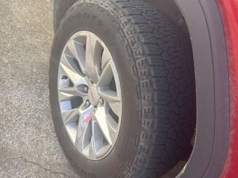 Used 2023 GMC Sierra 1500 SLT w/ SLT Premium Package image 12