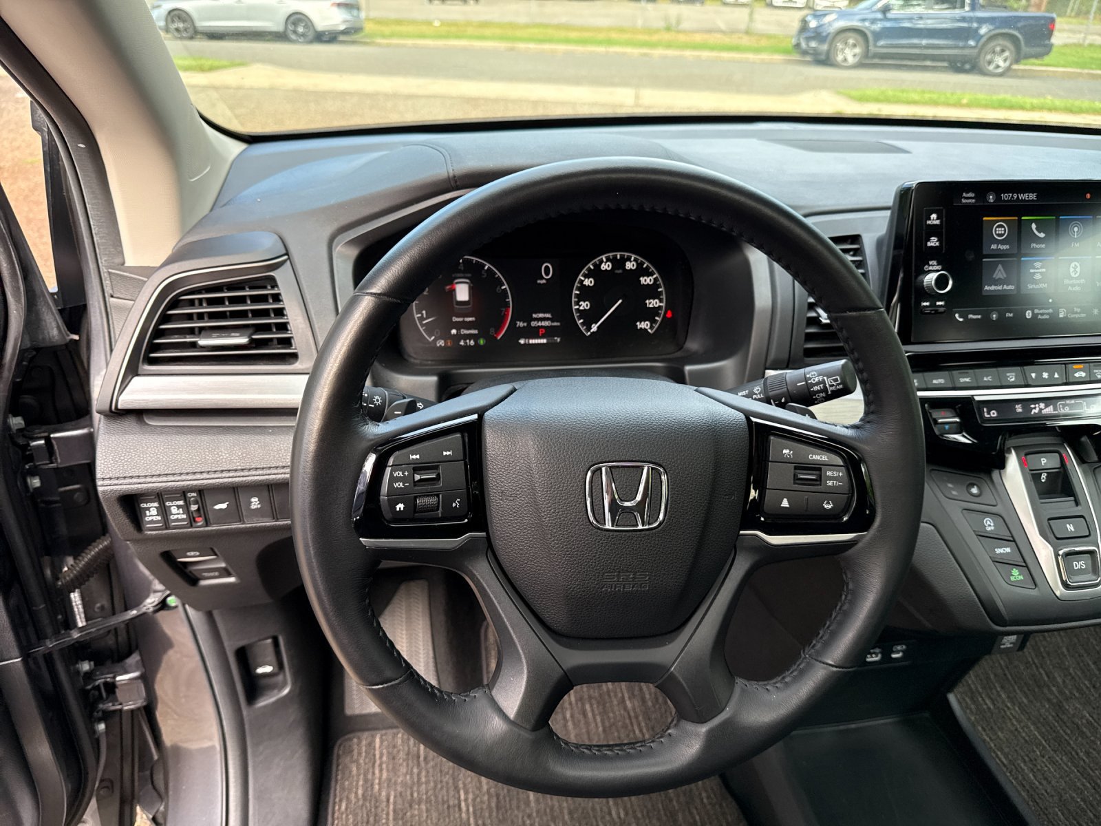 Used 2025 Honda Odyssey EX-L image 24