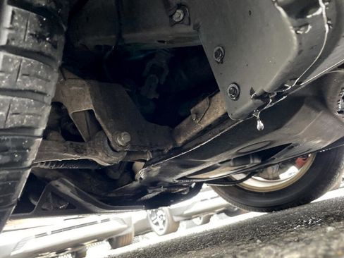 Used 2007 BMW 750i image 25