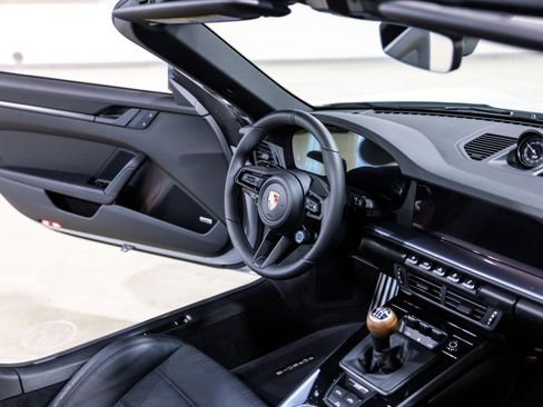 Used 2026 Porsche 911 Carrera T RWD image 35