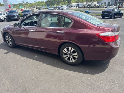 Used 2014 Honda Accord LX image 9