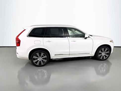 Used 2024 Volvo XC90 T8 Plus w/ Protection Package Premier AWD/4WD image 8