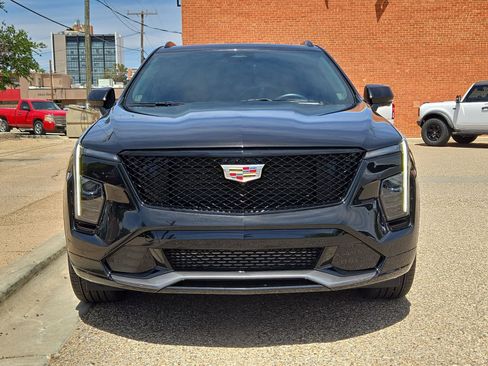 Used 2024 Cadillac XT4 Sport FWD image 10