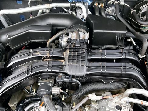 Used 2022 Subaru Outback Limited image 33