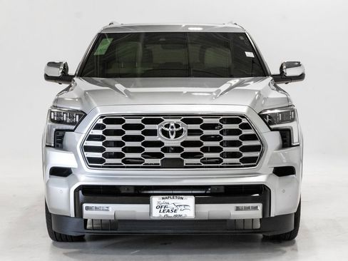 Used 2025 Toyota Sequoia Capstone AWD/4WD image 6