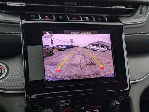 New 2025 Jeep Grand Cherokee Laredo X image 22