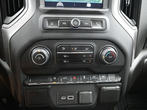 Certified 2021 Chevrolet Silverado 1500 Custom RWD image 18