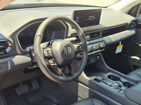 New 2026 Honda Pilot EX-L image 2